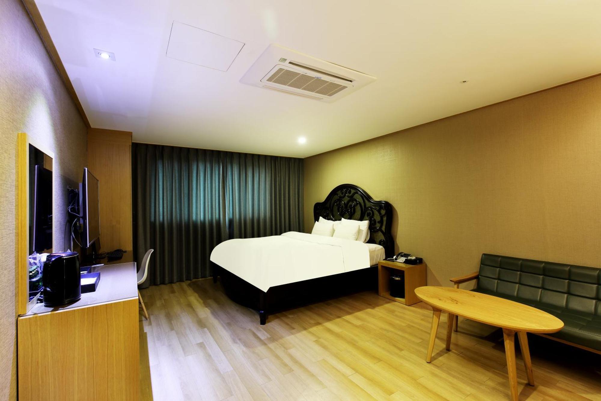 Hotel Paju Golden Hill Exteriér fotografie